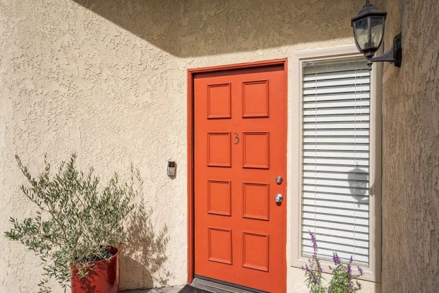 1881 Alpha Road 3, Glendale, CA 91208