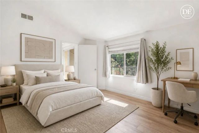 1881 Alpha Road 3, Glendale, CA 91208