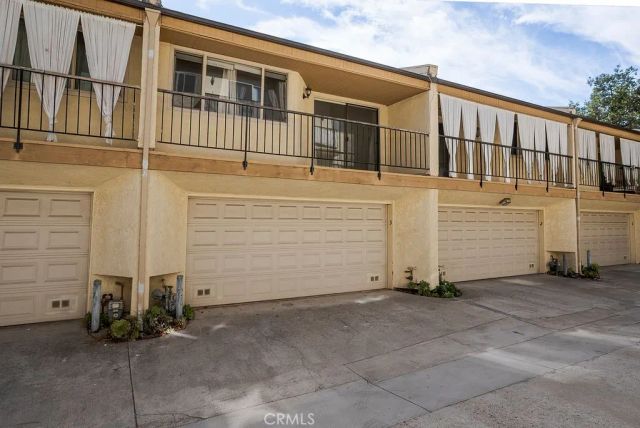1881 Alpha Road 3, Glendale, CA 91208