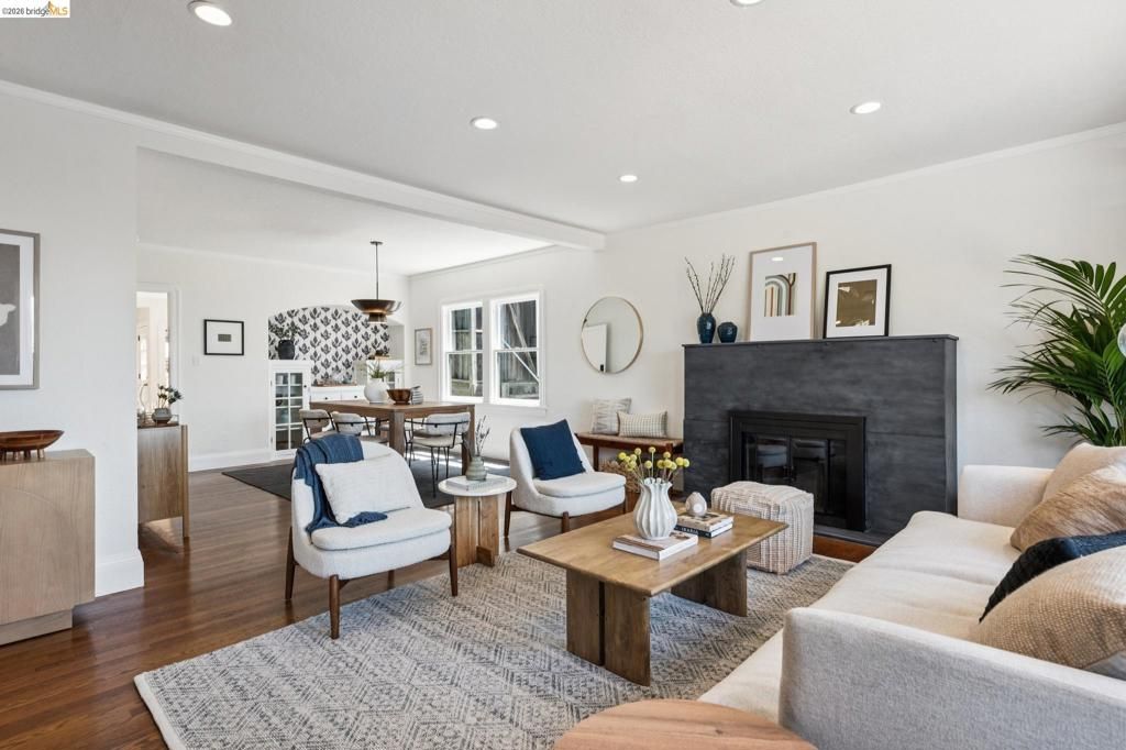 Image 10 of property listing at 801 Keeler Ave, Berkeley, CA 94708