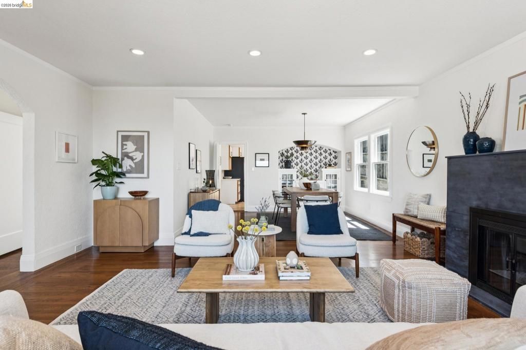 Image 16 of property listing at 801 Keeler Ave, Berkeley, CA 94708