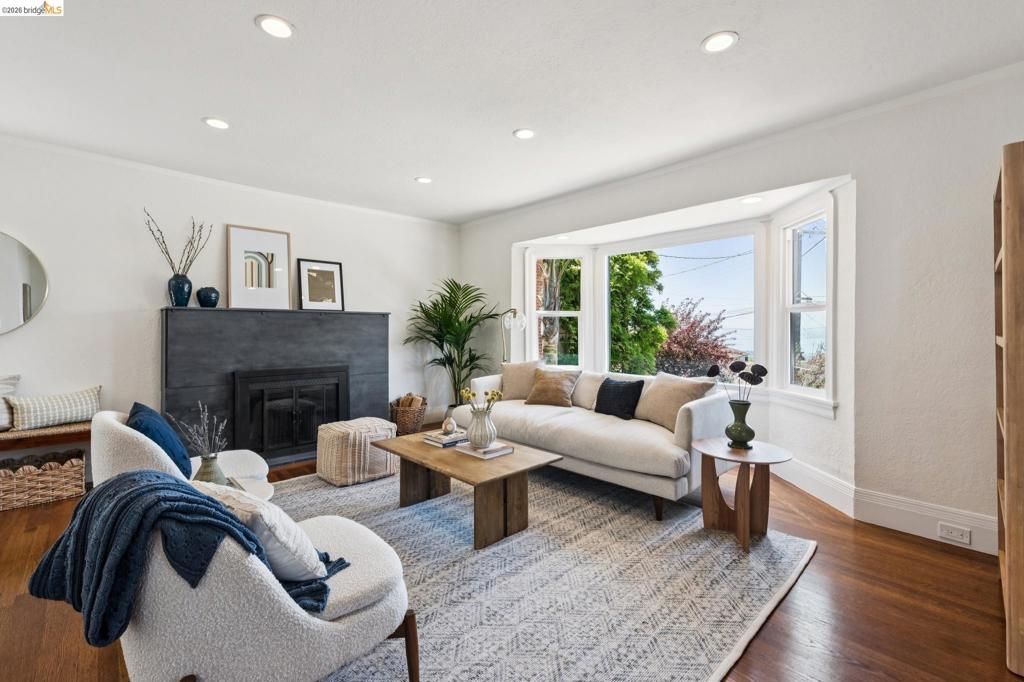 Image 8 of property listing at 801 Keeler Ave, Berkeley, CA 94708