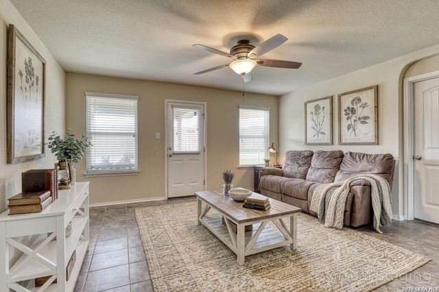 8827 Quihi Way, San Antonio, TX 78254