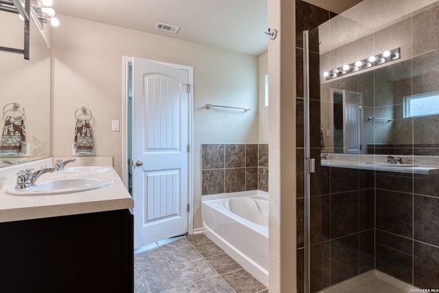 8827 Quihi Way, San Antonio, TX 78254