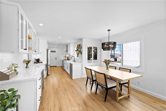 226 La Jolla, Newport Beach, CA 92663