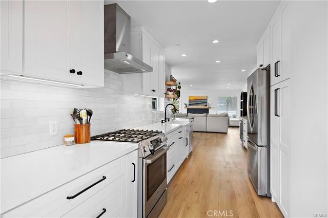 226 La Jolla, Newport Beach, CA 92663