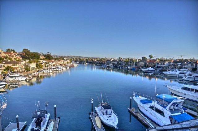 226 La Jolla, Newport Beach, CA 92663