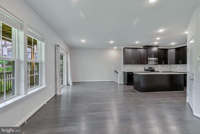 13944 HOLLOW WIND WAY #101, Woodbridge, VA 22191