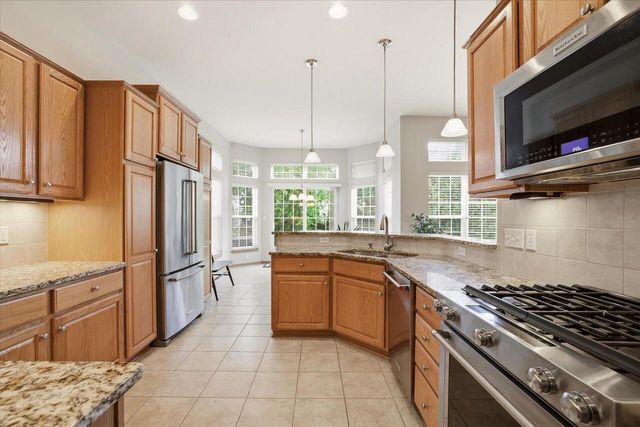 N173W20011 Creekside DRIVE, Jackson, WI 53037