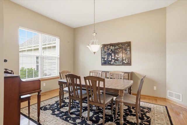 N173W20011 Creekside DRIVE, Jackson, WI 53037