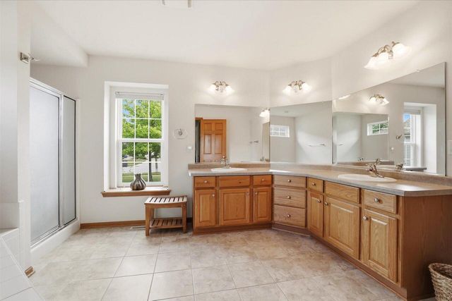 N173W20011 Creekside DRIVE, Jackson, WI 53037