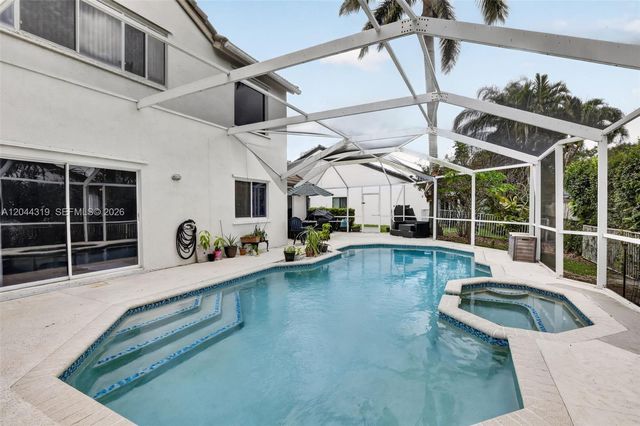 19322 NW 11th St, Pembroke Pines, FL 33029
