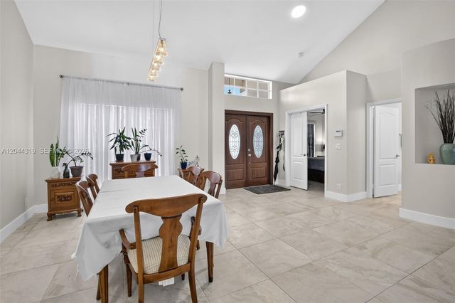 19322 NW 11th St, Pembroke Pines, FL 33029