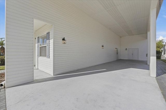 328 MOTORCOACH DRIVE S, Polk City, FL 33868