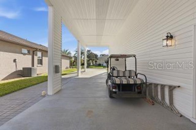 328 MOTORCOACH DRIVE S, Polk City, FL 33868