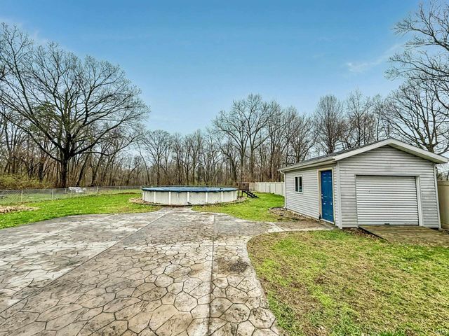 57353 Penny Lane, Elkhart, IN 46517