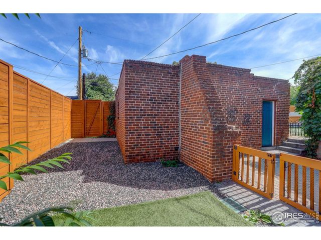 1476 Dahlia St, Denver, CO 80220