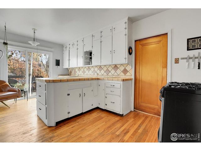 1476 Dahlia St, Denver, CO 80220