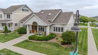 4809 39th Avenue S, Fargo, ND 58104
