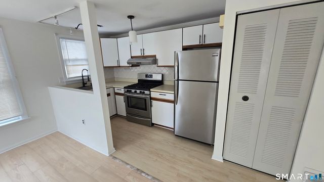 1150 Whitney Avenue 5, Hamden, CT 06517