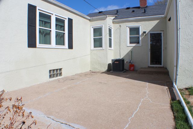 539 W 29th Streets, Davenport, IA 50803