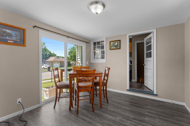 1205 9th Street NE, Rochester, MN 55906