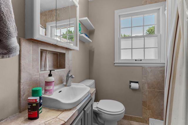 1205 9th Street NE, Rochester, MN 55906