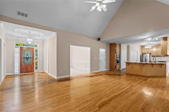 2161 Major Loring Way, Marietta, GA 30064