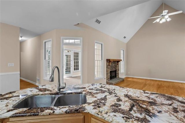 2161 Major Loring Way, Marietta, GA 30064