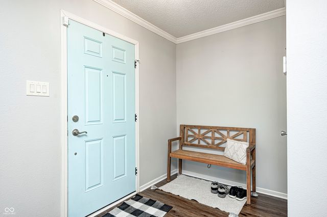 240 Creekside Circle, Danville, IN 46122