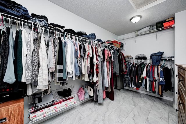 240 Creekside Circle, Danville, IN 46122