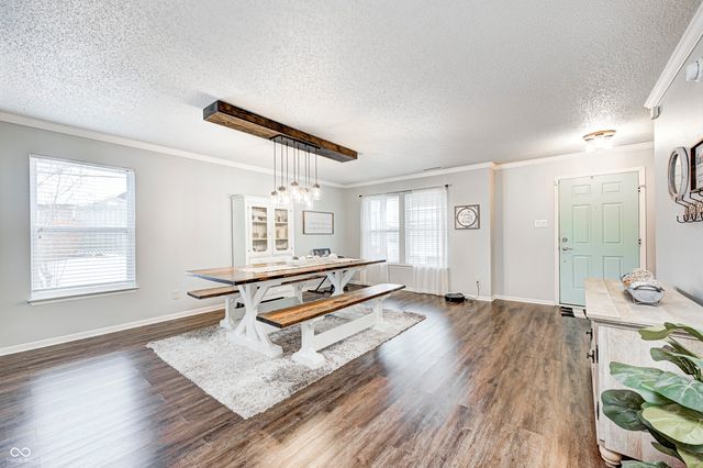 240 Creekside Circle, Danville, IN 46122