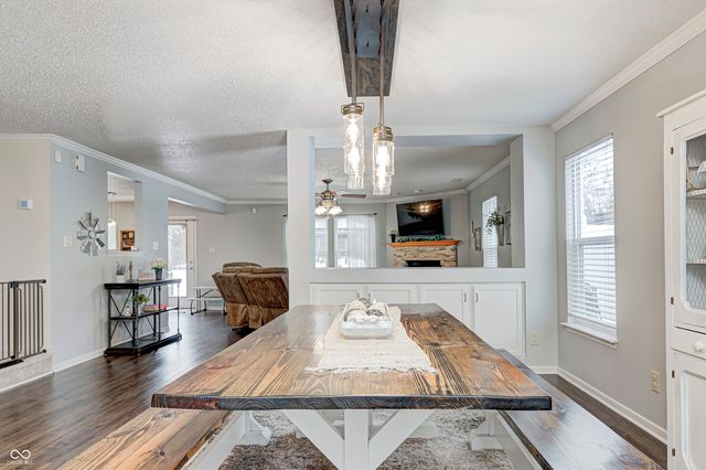 240 Creekside Circle, Danville, IN 46122