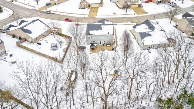 240 Creekside Circle, Danville, IN 46122