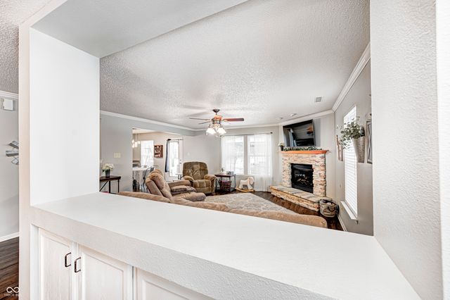 240 Creekside Circle, Danville, IN 46122