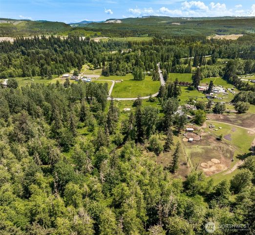 27112 Orville Road, Orting, WA 98360