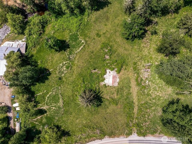 27112 Orville Road, Orting, WA 98360