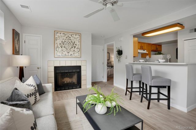 6702 S Ivy Way B6, Centennial, CO 80112