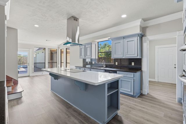 7611 Naremore Drive, Spring, TX 77379
