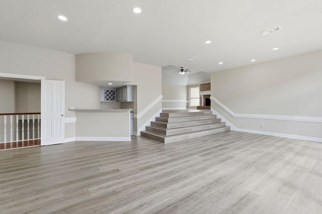 7611 Naremore Drive, Spring, TX 77379