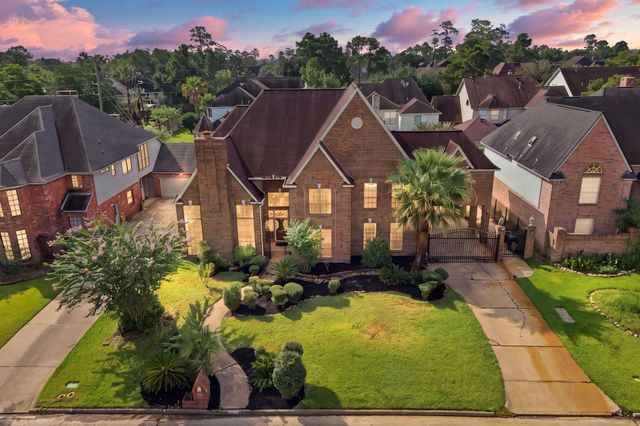 7611 Naremore Drive, Spring, TX 77379