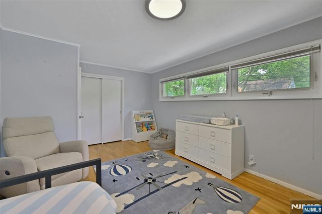 917 E Lawn Drive, Teaneck, NJ 07666