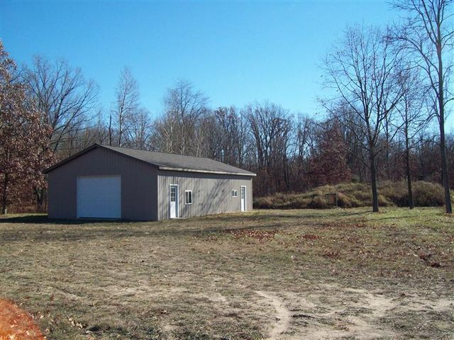 17 W Wilke Road, Grant Twp-oceana Co, MI 49452