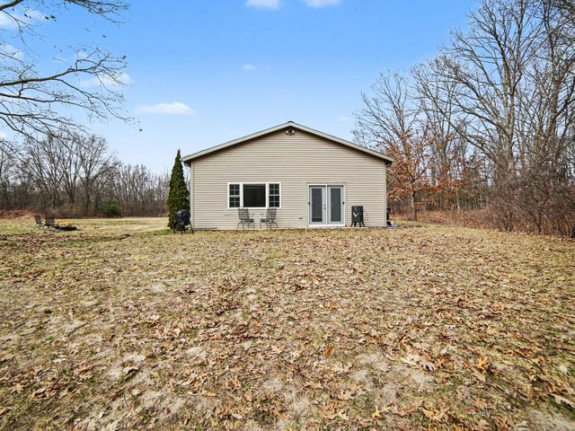 17 W Wilke Road, Grant Twp-oceana Co, MI 49452