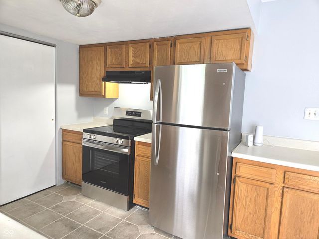 2928 S Kenmore Road, Indianapolis, IN 46203