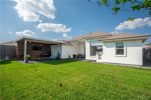 2208 E 8th Street, Mission, TX 78572