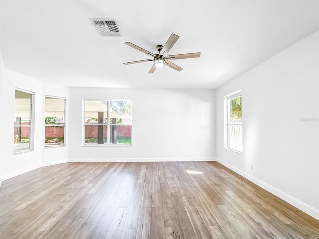 10122 NEWINGTON DRIVE, Orlando, FL 32836