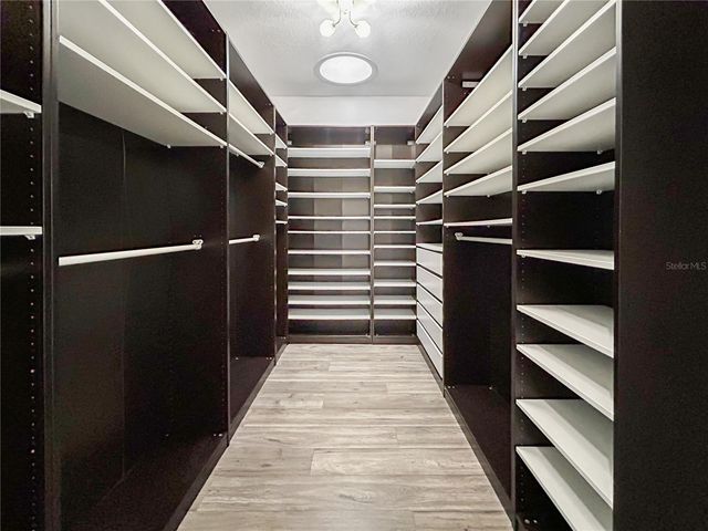 10122 NEWINGTON DRIVE, Orlando, FL 32836