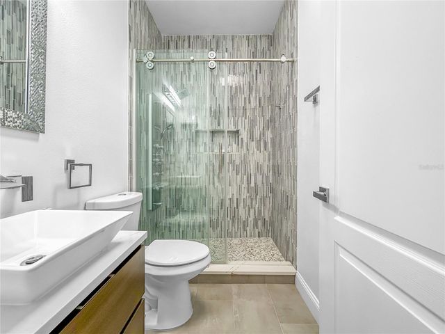 10122 NEWINGTON DRIVE, Orlando, FL 32836