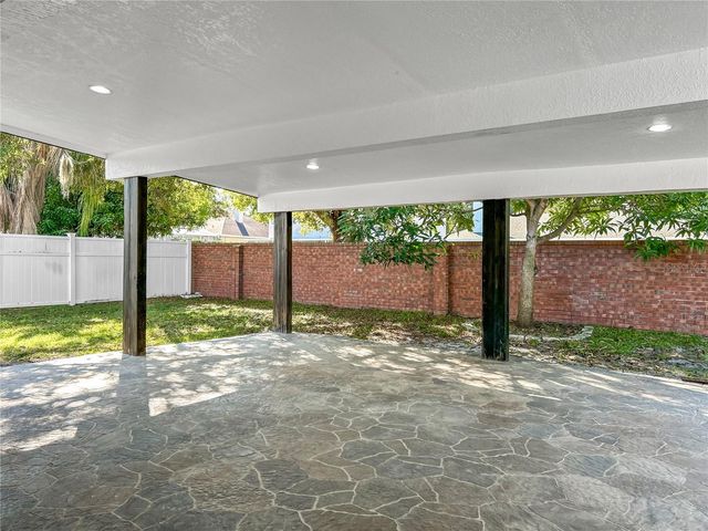 10122 NEWINGTON DRIVE, Orlando, FL 32836